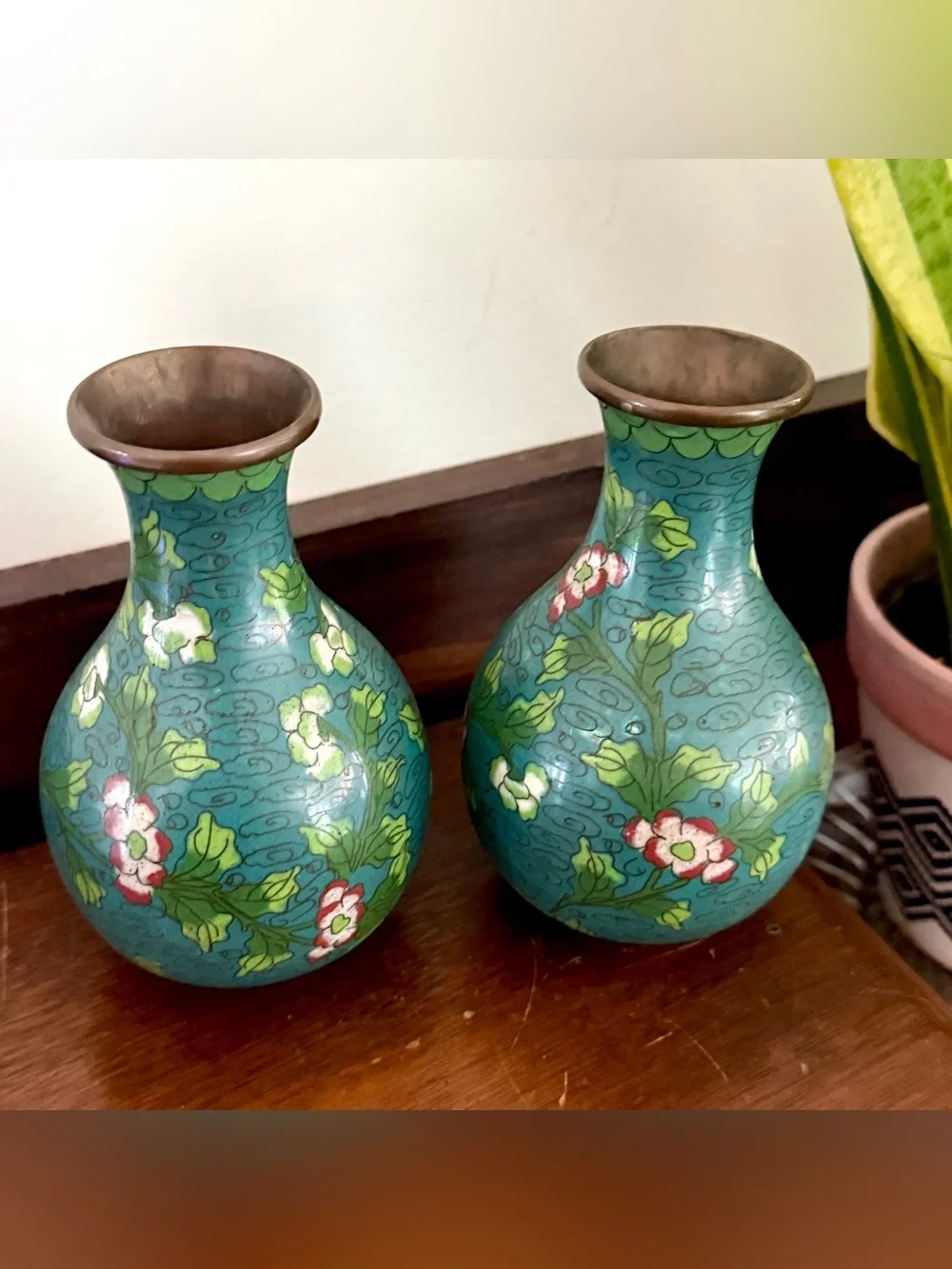 Pair 2 Vintage Teal Chinese Floral Cloisonné Enameled Vase Brass Metal 5” Asian